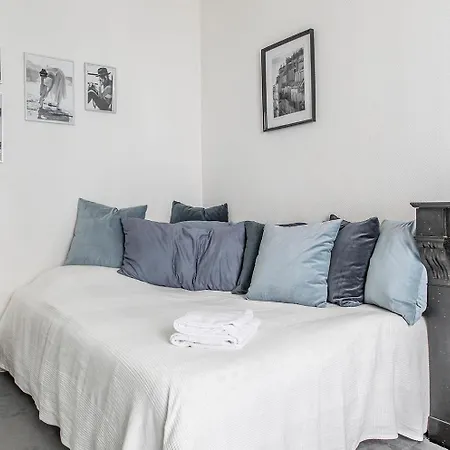 Montmartre Apartments - Degas Apartment