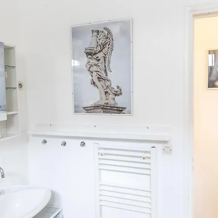 Montmartre Apartments - Degas Paris