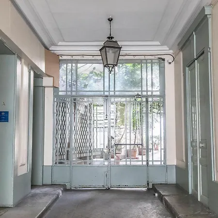 Montmartre Apartments - Degas Apartment