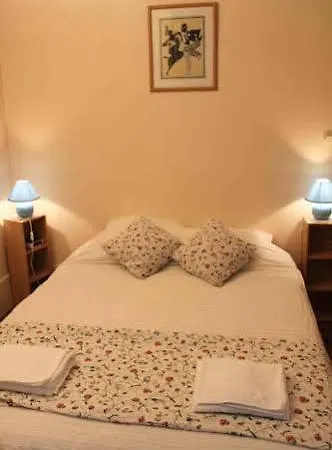 Montmartre Apartments - Degas Apartment *