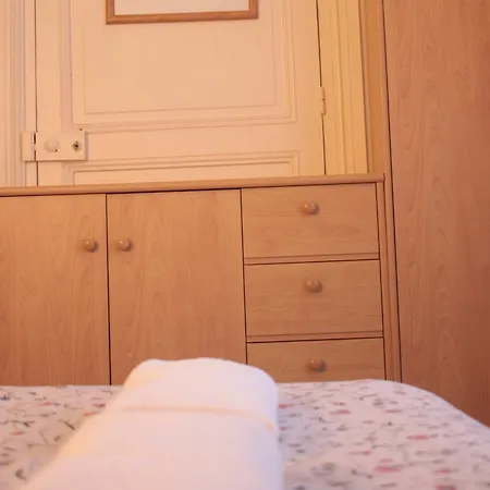 Montmartre Apartments - Degas Apartment Paris